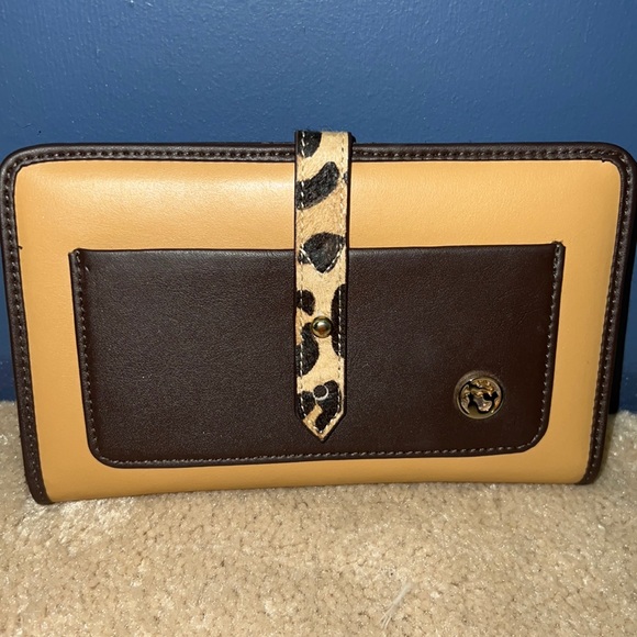 Spartina 449 Handbags - Spartina Leather Cheetah Print wallet